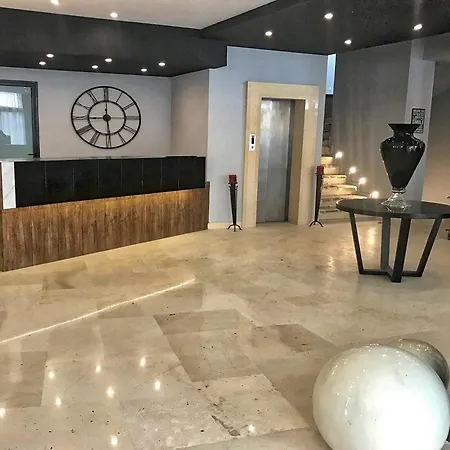 Готель Gq Rhodes City